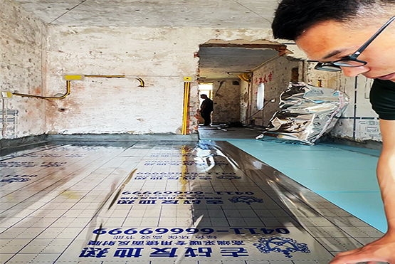 这家地热公司的技术人员很专业，干活很仔细！