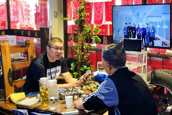 您给我的一次选择 老战友还您一份值得