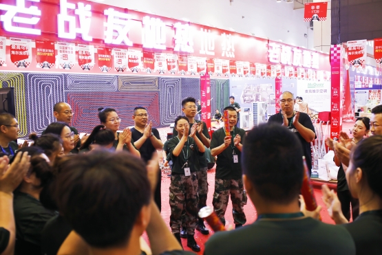 地暖首选品牌：10万+人信赖老战友地热，成功拥