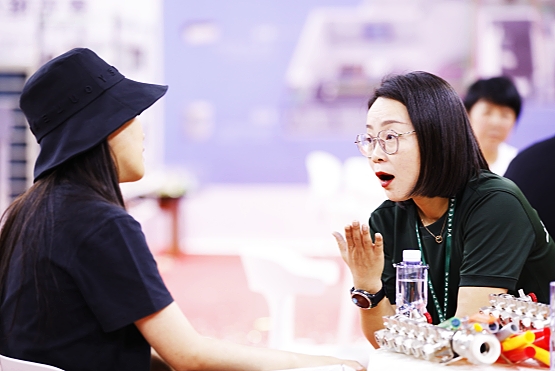 老战友地热，掌握专业舒适享受！